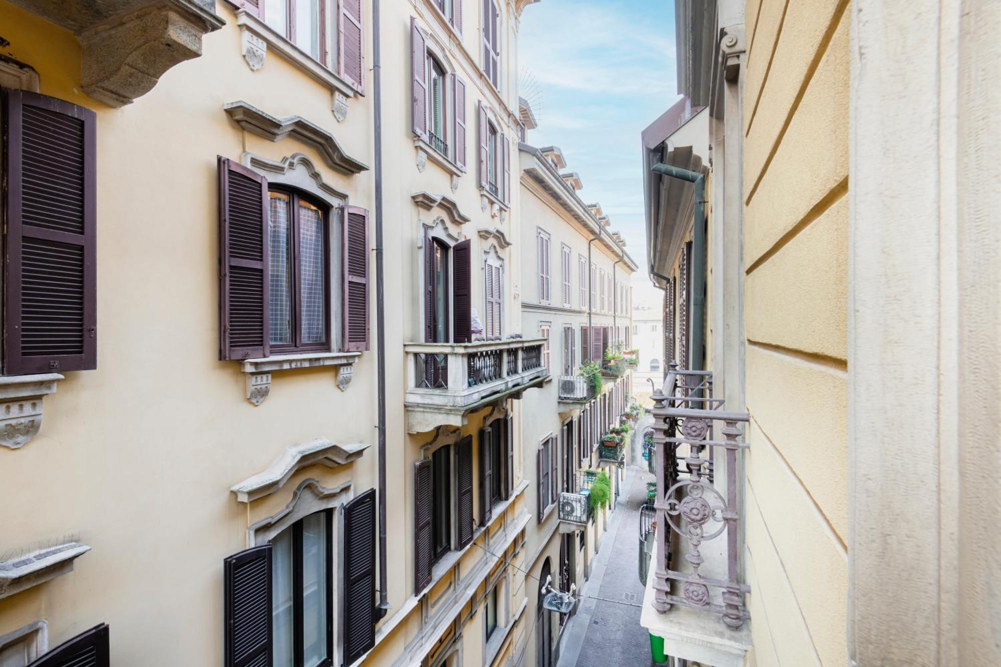 Amazing, New & Fully Furnished Studio In Duomo Milano Dış mekan fotoğraf