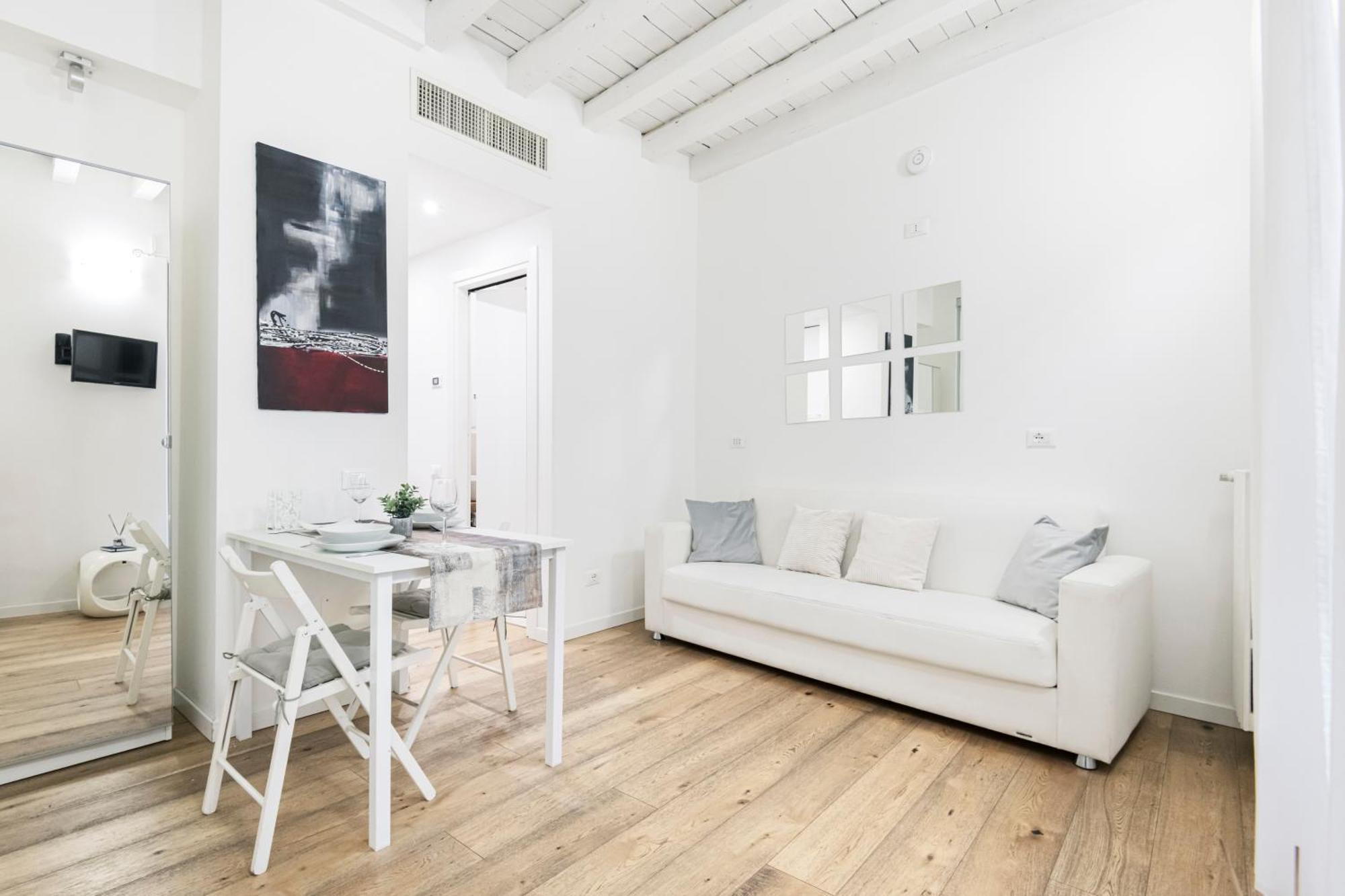 Amazing, New & Fully Furnished Studio In Duomo Milano Dış mekan fotoğraf