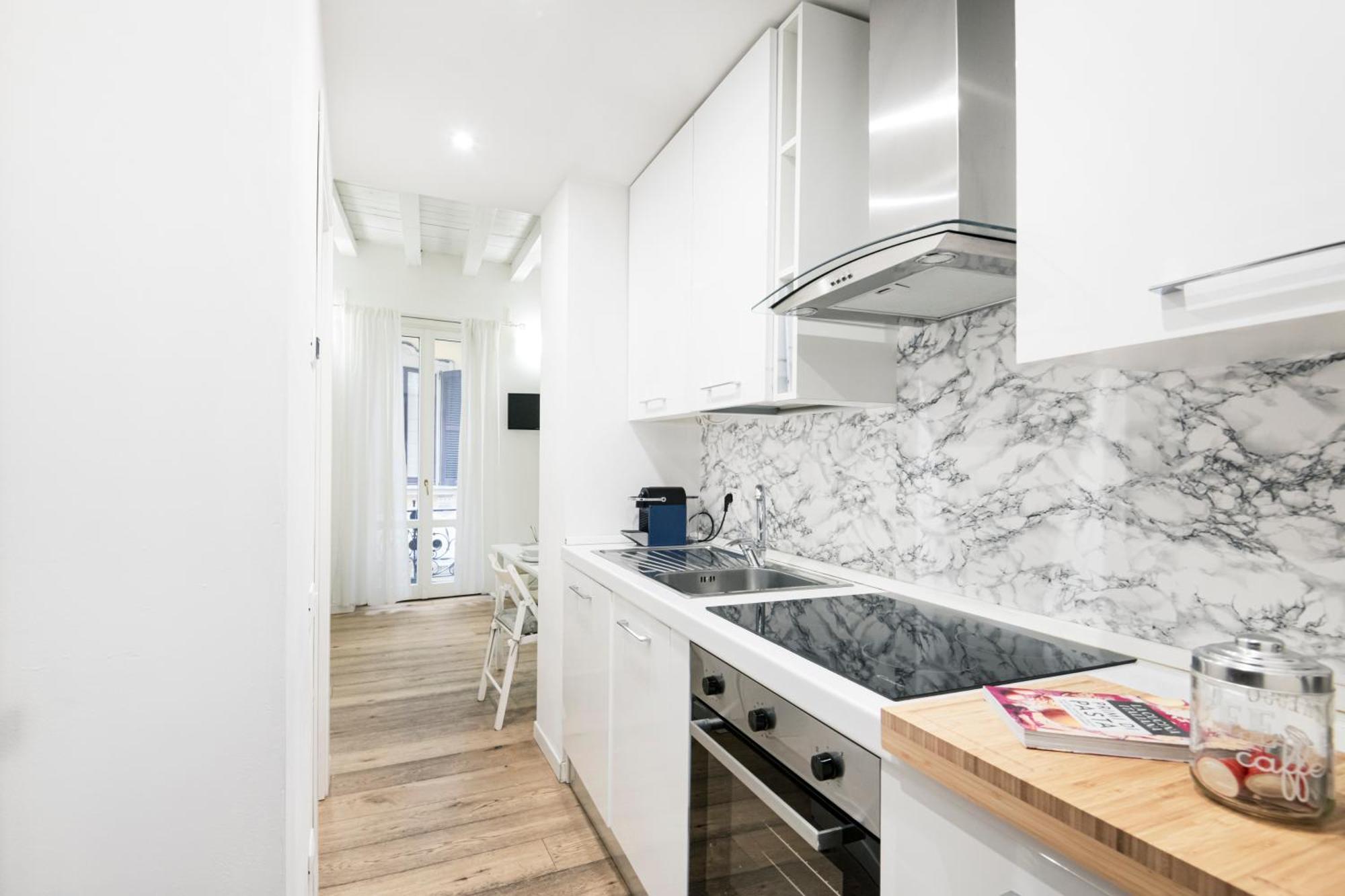 Amazing, New & Fully Furnished Studio In Duomo Milano Dış mekan fotoğraf