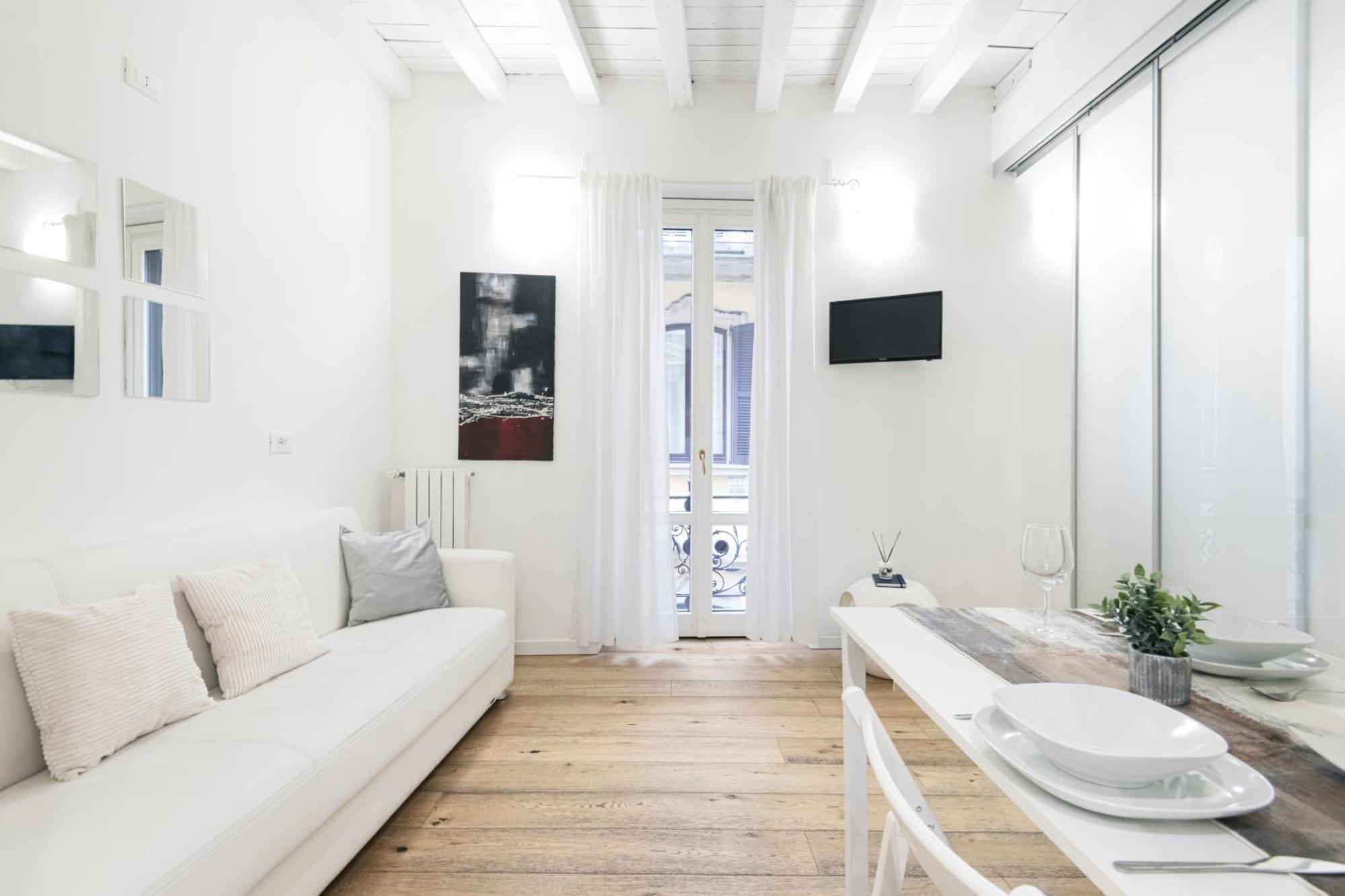 Amazing, New & Fully Furnished Studio In Duomo Milano Dış mekan fotoğraf