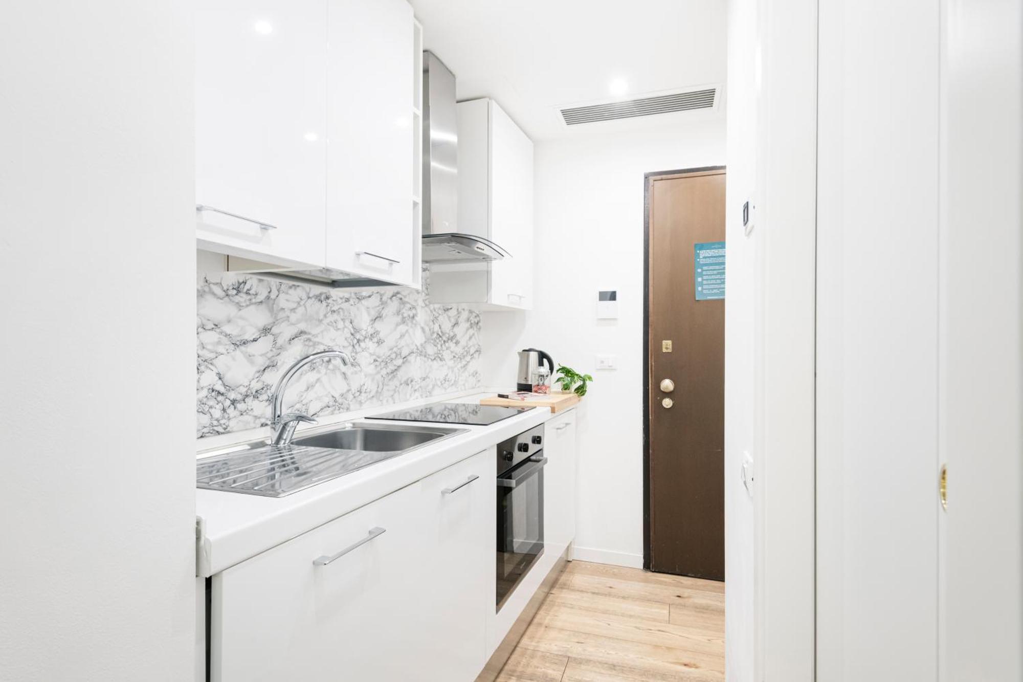 Amazing, New & Fully Furnished Studio In Duomo Milano Dış mekan fotoğraf